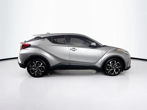 2020 Toyota C-HR XLE