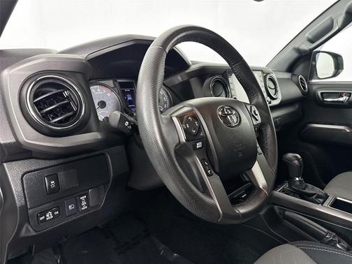 Super White 2021 Toyota Tacoma TRD Sport