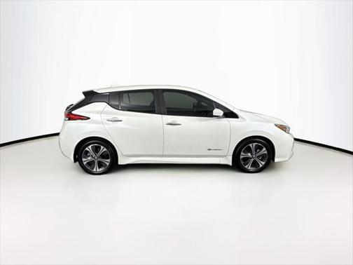2018 Nissan Leaf SV