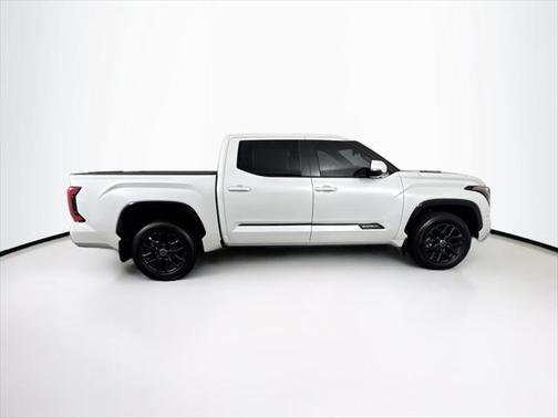 2024 Toyota Tundra Hybrid Platinum