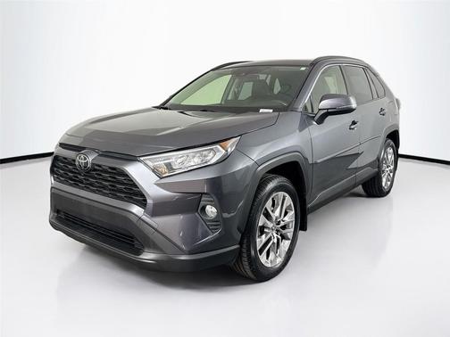 2020 Toyota RAV4 XLE Premium