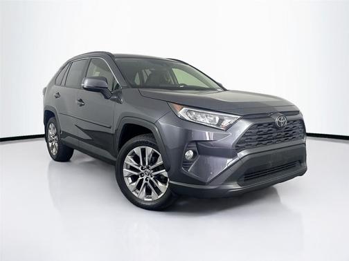 2020 Toyota RAV4 XLE Premium