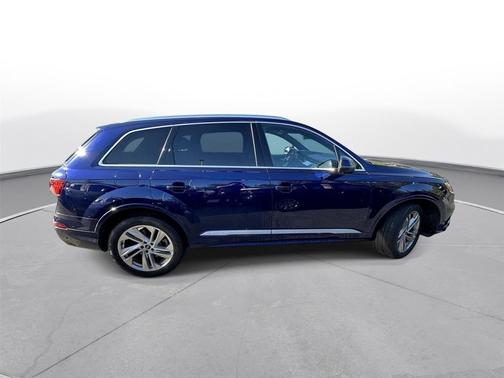 2021 Audi Q7 55 Premium Plus
