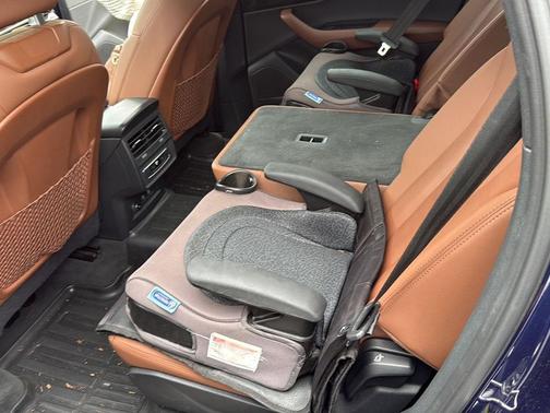 2021 Audi Q7 55 Premium Plus