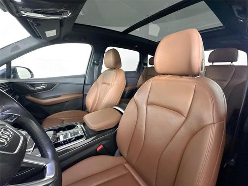 2021 Audi Q7 55 Premium Plus