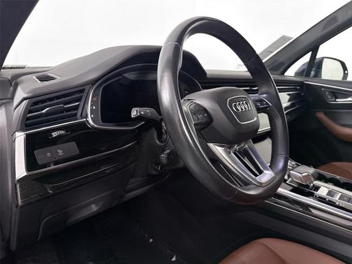 2021 Audi Q7 55 Premium Plus