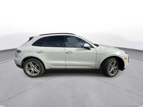 2021 Porsche Macan 4DR AWD