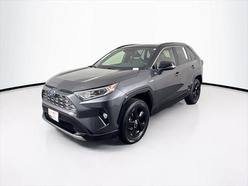 2020 Toyota RAV4 Hybrid SE