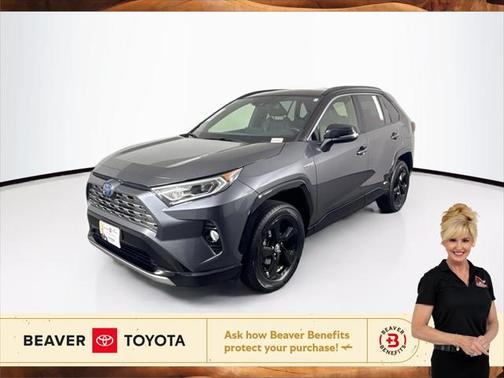2020 Toyota RAV4 Hybrid SE