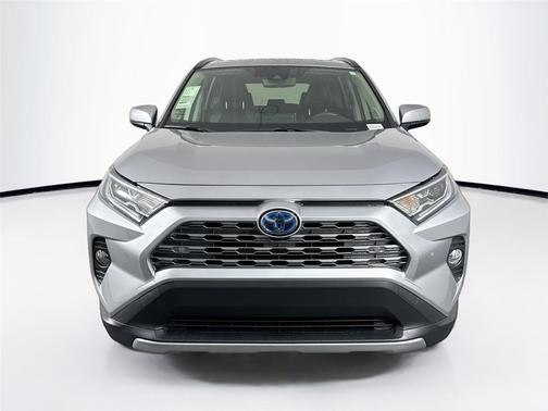 2020 Toyota RAV4 Hybrid SE