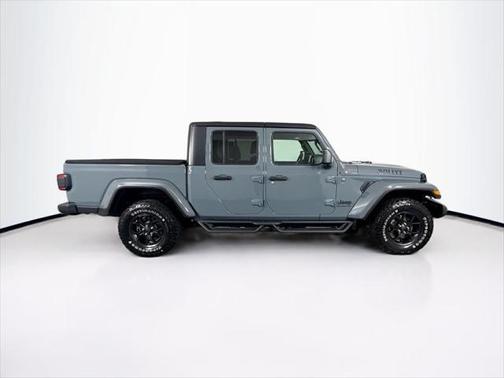 2024 Jeep Gladiator Willys