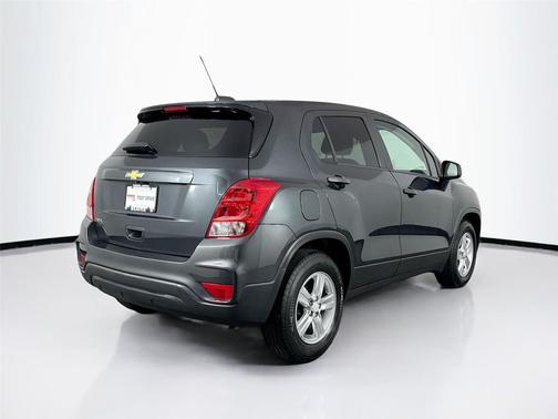 Nightfall Gray Metallic 2020 Chevrolet Trax LS