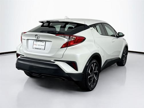 2021 Toyota C-HR XLE