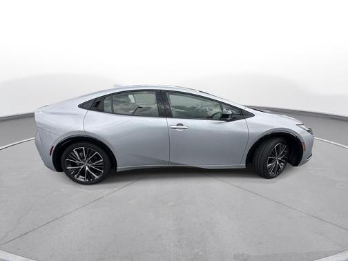 Cutting Edge 2025 Toyota Prius XLE