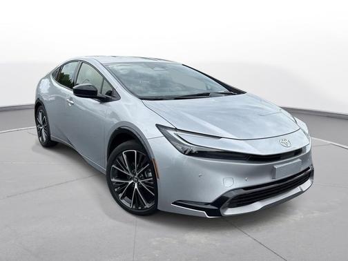 Cutting Edge 2025 Toyota Prius XLE