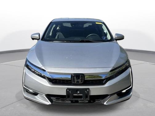 Solar Silver Metallic 2018 Honda Clarity Plug-In Hybrid Base
