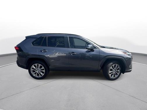 Magnetic Gray Metallic 2022 Toyota RAV4 XLE Premium