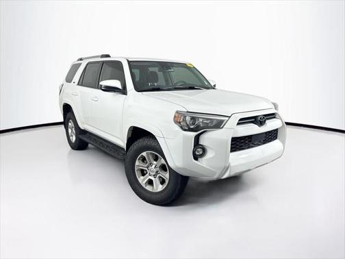 2022 Toyota 4Runner SR5