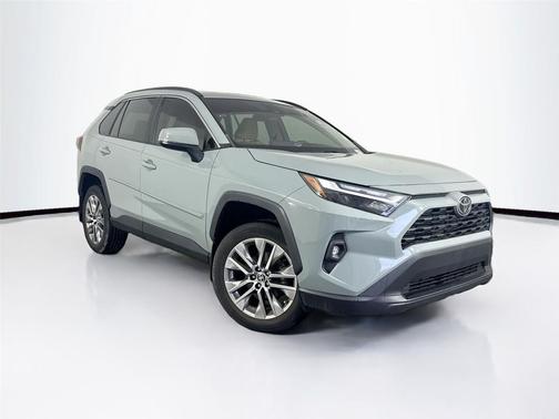 2023 Toyota RAV4 XLE Premium