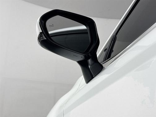 Ice Cap 2025 Toyota Camry LE