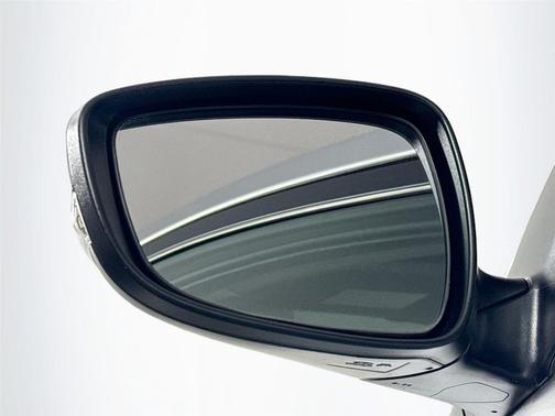 Radiant Silver 2013 Hyundai ELANTRA Limited