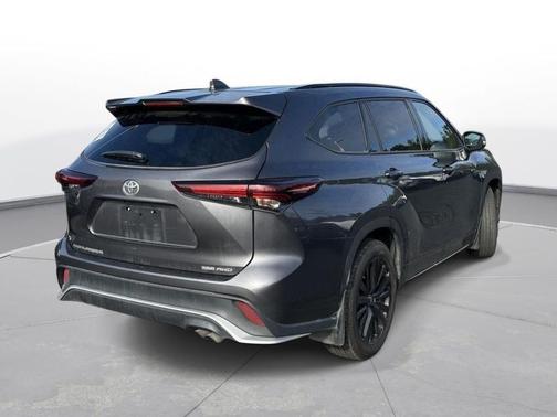 2024 Toyota Highlander XSE