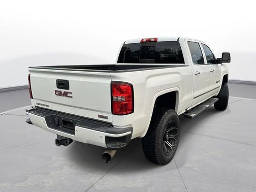 2017 GMC Sierra 2500 SLT