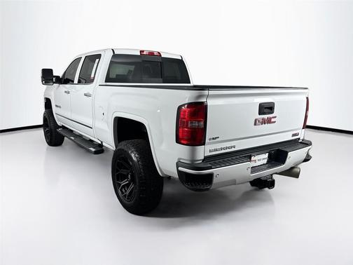 2017 GMC Sierra 2500 SLT