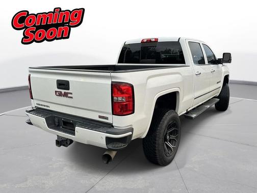 2017 GMC Sierra 2500 SLT
