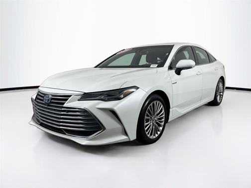 Wind Chill Pearl 2021 Toyota Avalon Hybrid Limited