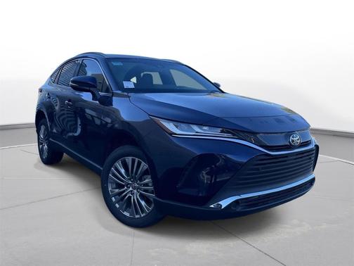 2022 Toyota Venza XLE