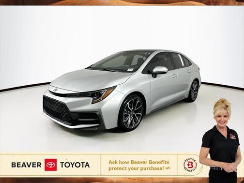 Classic Silver Metallic w/Black Sand Pearl Roof 2021 Toyota Corolla SE