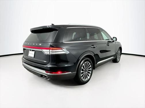 Infinite Black Metallic Clearcoat 2022 Lincoln Aviator Reserve AWD