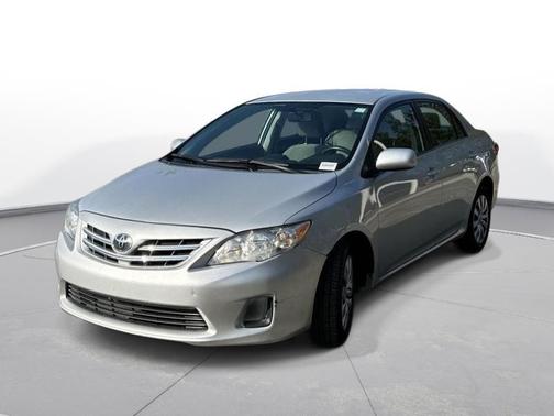 Classic Silver Metallic 2013 Toyota Corolla LE