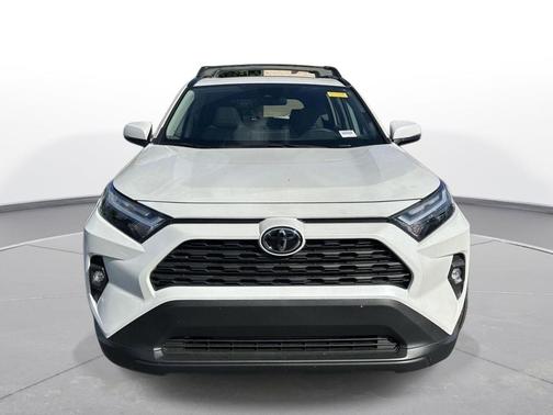 Wind Chill Pearl 2025 Toyota RAV4 XLE Premium