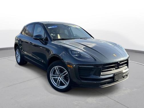 2024 Porsche Macan T