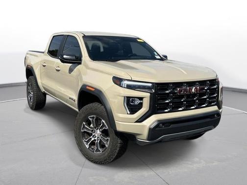 2023 GMC Canyon AT4