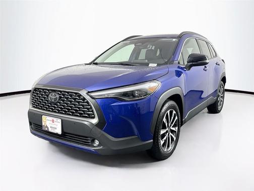 2025 Toyota Corolla Cross XLE