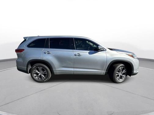 2018 Toyota Highlander LE Plus