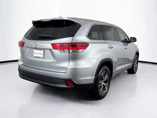 2018 Toyota Highlander LE Plus