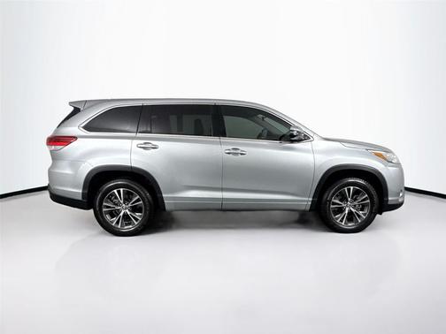 2018 Toyota Highlander LE Plus