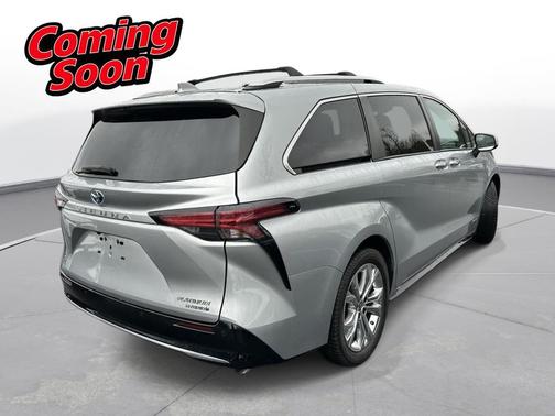 2021 Toyota Sienna Platinum