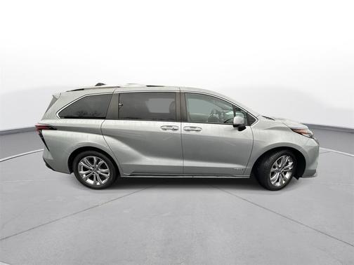 2021 Toyota Sienna Platinum
