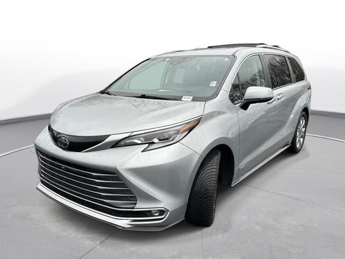 2021 Toyota Sienna Platinum