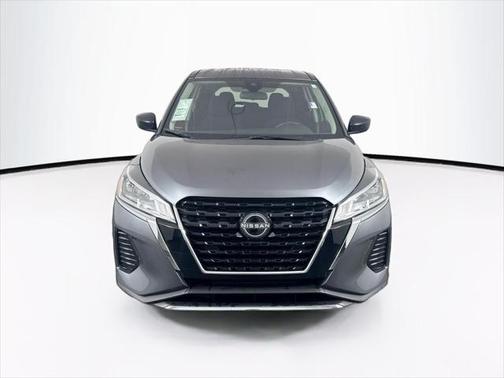 2023 Nissan Kicks S