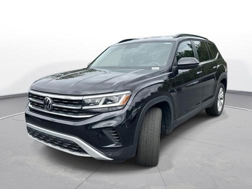 Deep Black Pearl 2022 Volkswagen Atlas 3.6L SE w/Technology