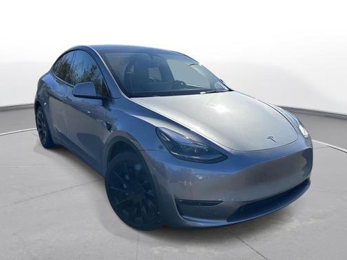 2025 Tesla Model Y Long Range Dual Motor All-Wheel Drive