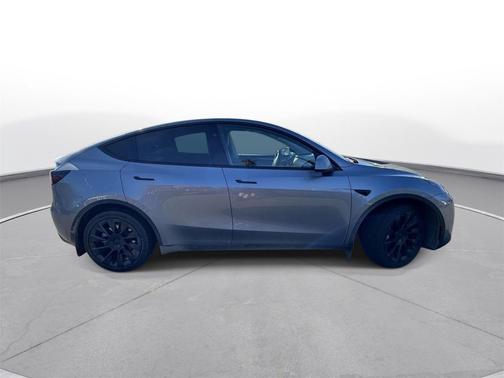 2025 Tesla Model Y Long Range Dual Motor All-Wheel Drive