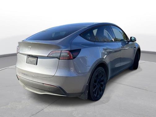 2025 Tesla Model Y Long Range Dual Motor All-Wheel Drive
