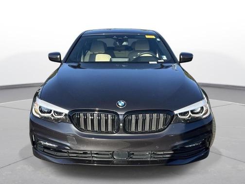 2017 BMW 530 530i